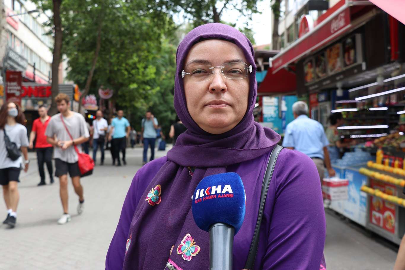 HÜDA PAR'ın "25 yıllık evli kadınlara emeklilik hakkı verilmesi" talebine Ankaralılardan tam destek HÜDA PAR'ın "25 yıllık evli kadınlara emeklilik hakkı verilmesi" talebine Ankaralılardan tam destek
